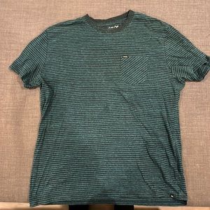 HURLEY striped tee!
